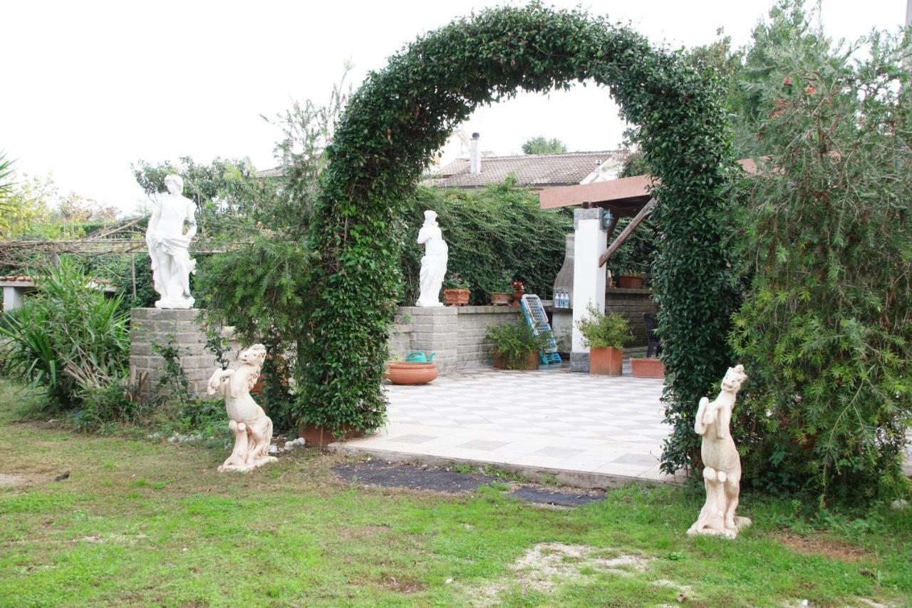 B&B La Toscana Marta Buitenkant foto